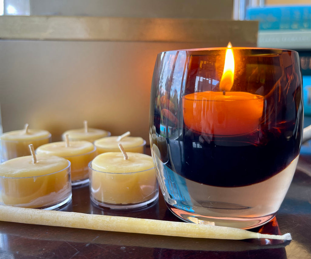 100% Pure Raw Beeswax Votive Candles in Gold Mercury Glass Holder – BCandle